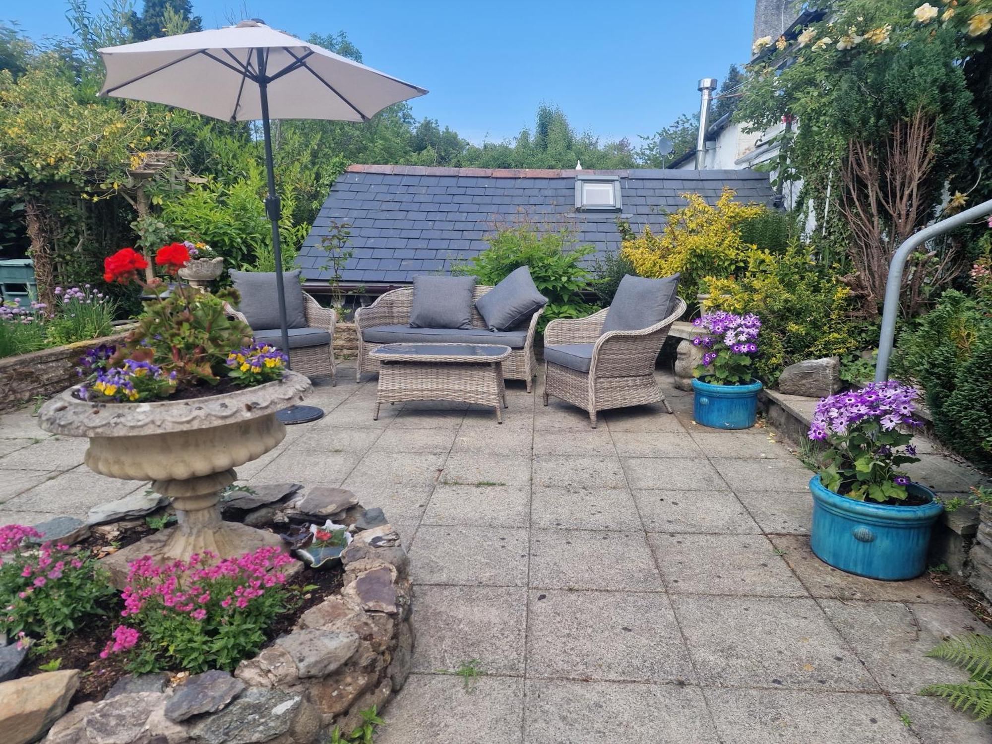 Glyn Isa And Self Catering Conwy